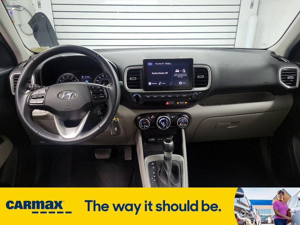 used 2022 Hyundai Venue car, priced at $19,998