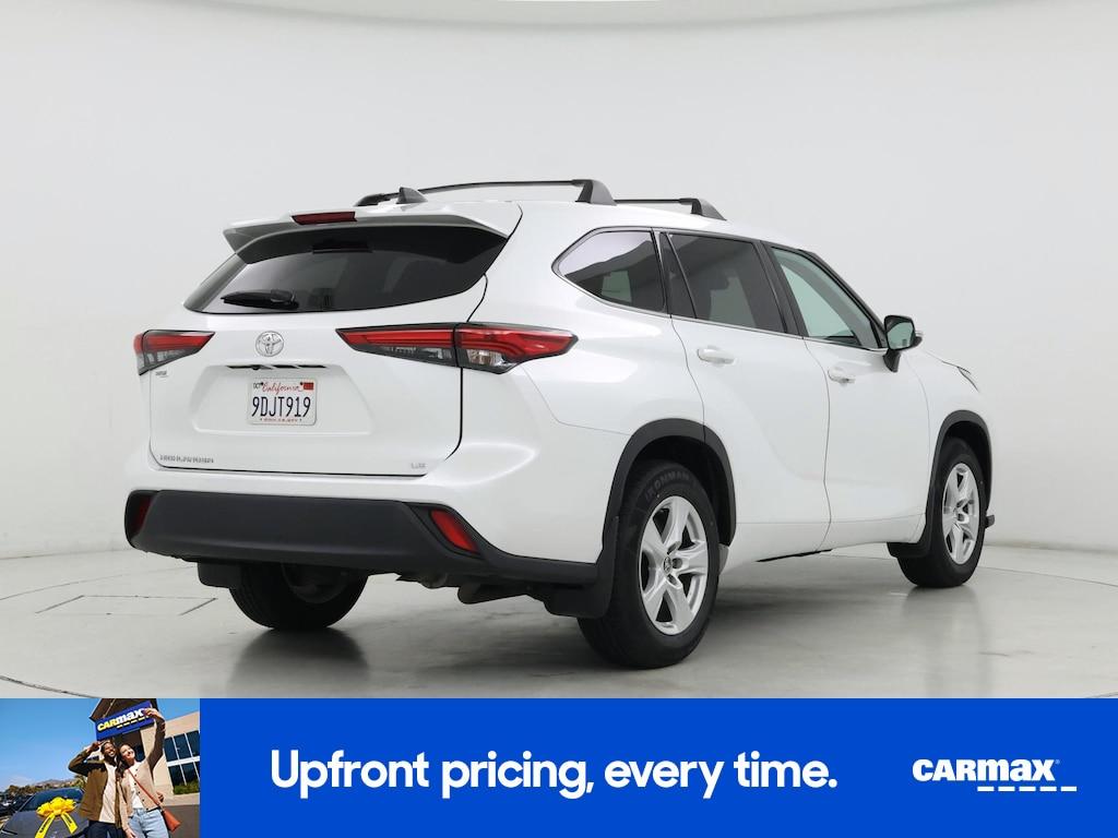 used 2022 Toyota Highlander car, priced at $31,998