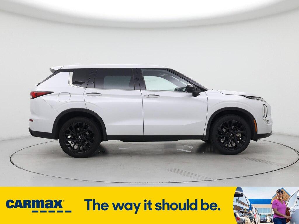 used 2023 Mitsubishi Outlander car, priced at $27,998