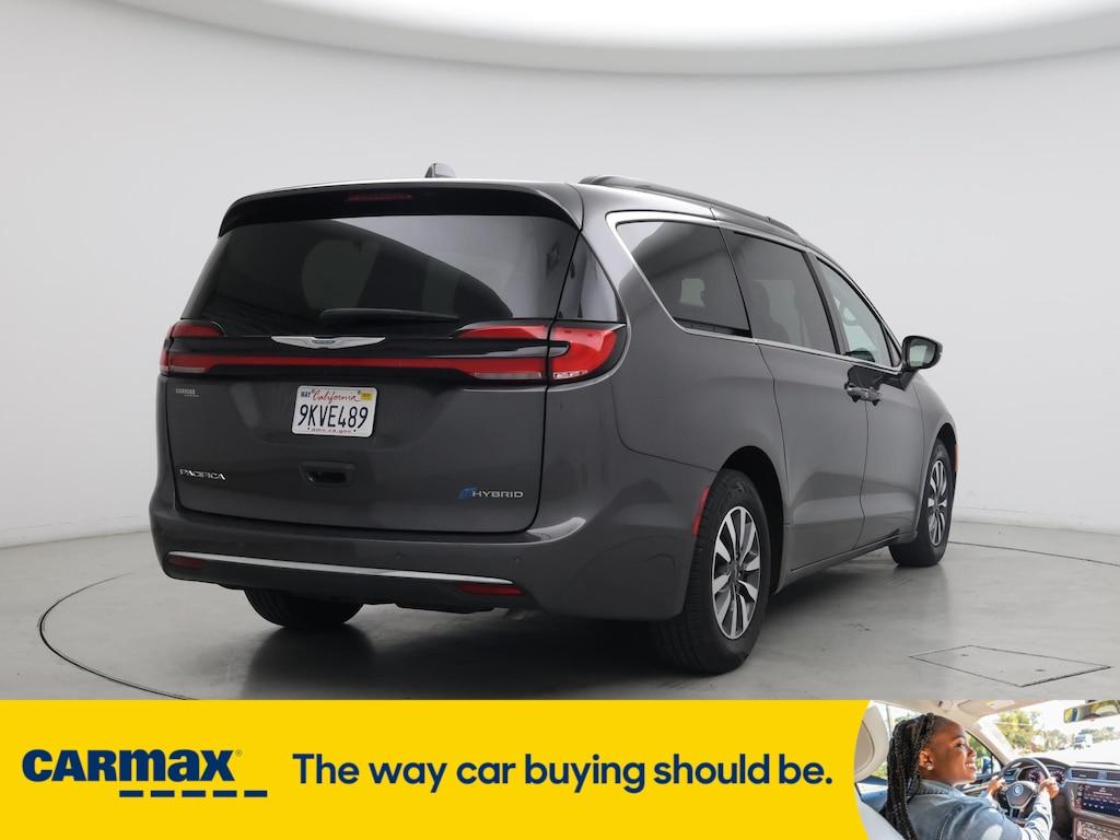 used 2021 Chrysler Pacifica Hybrid car, priced at $28,998