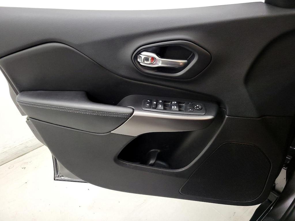 used 2019 Jeep Cherokee car, priced at $17,998