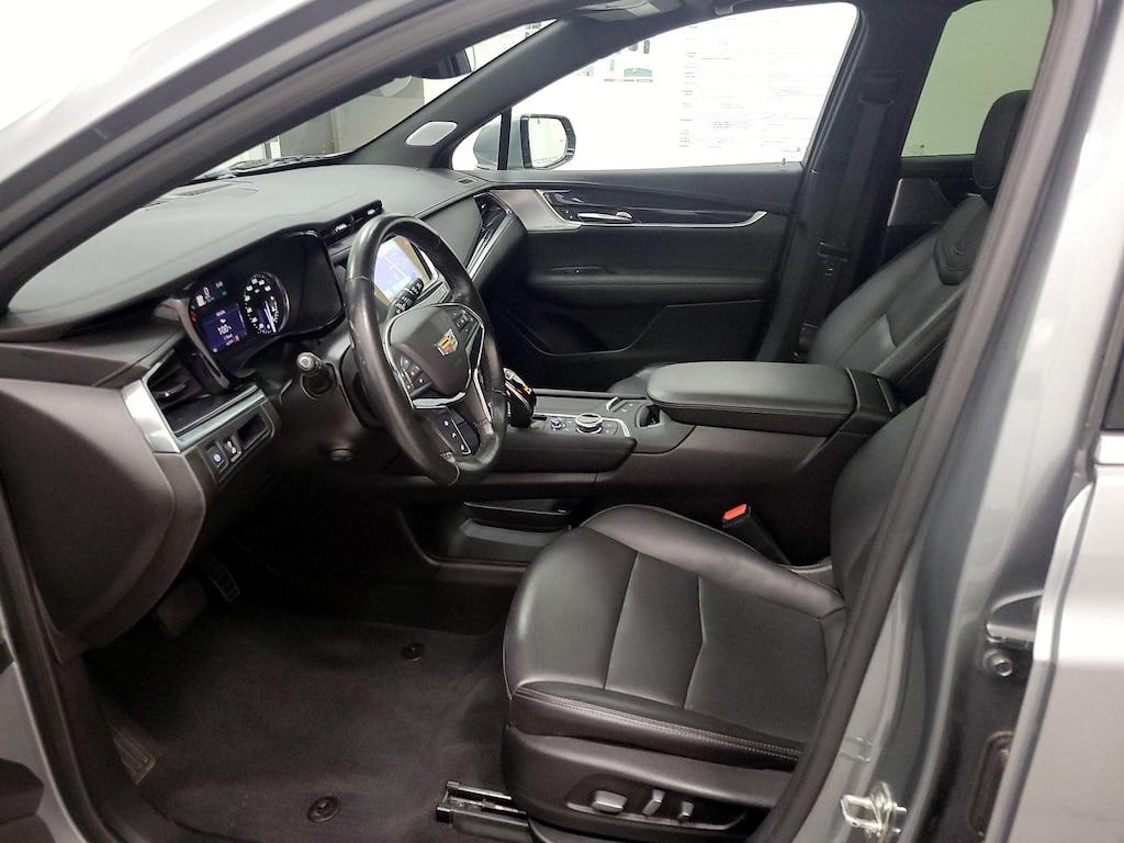 used 2023 Cadillac XT5 car, priced at $28,998