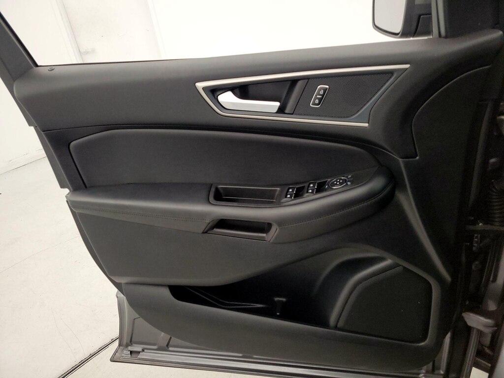 used 2024 Ford Edge car, priced at $24,998