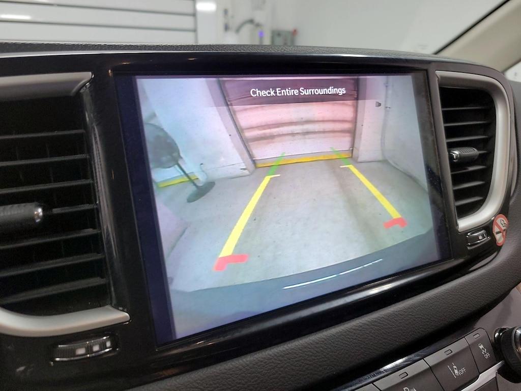 used 2023 Chrysler Pacifica car, priced at $26,998