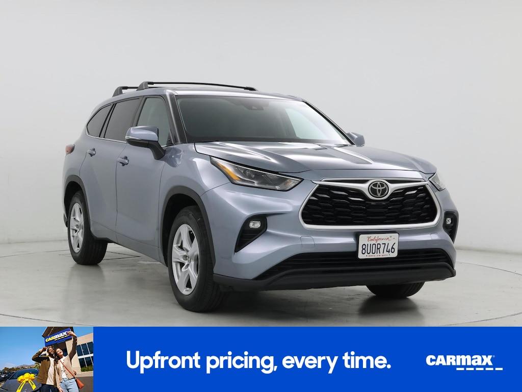 used 2021 Toyota Highlander car, priced at $31,998