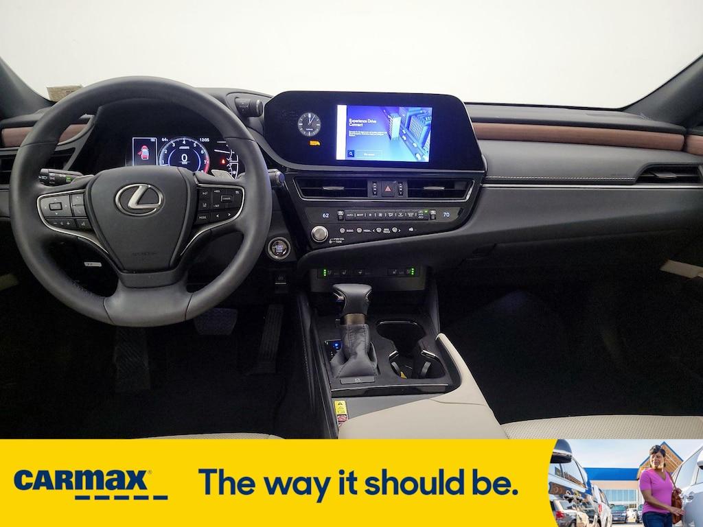 used 2024 Lexus ES 350 car, priced at $39,998