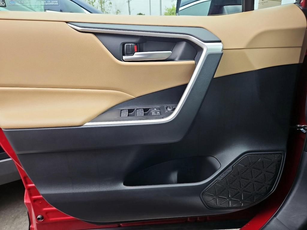 used 2025 Toyota RAV4 Hybrid car, priced at $38,998