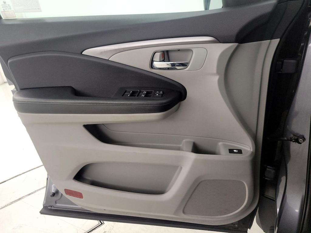 used 2016 Honda Pilot car, priced at $20,998