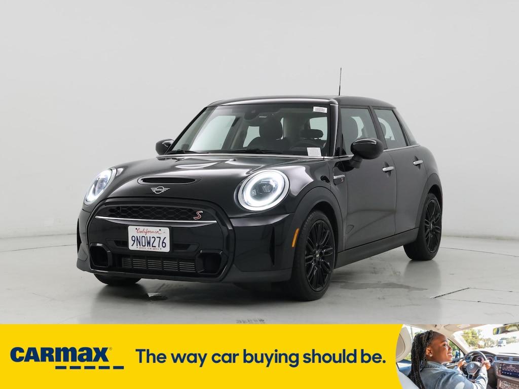 used 2022 MINI Hardtop car, priced at $24,998