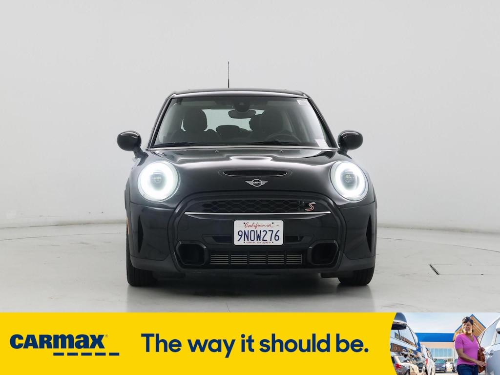 used 2022 MINI Hardtop car, priced at $24,998