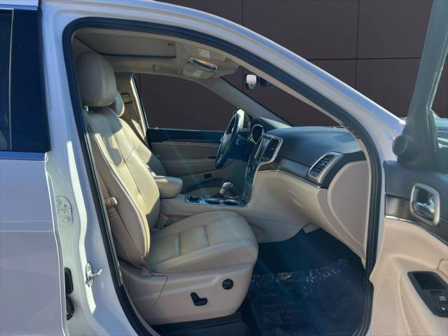 used 2017 Jeep Grand Cherokee car, priced at $14,799
