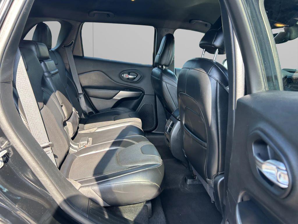 used 2019 Jeep Cherokee car, priced at $18,499