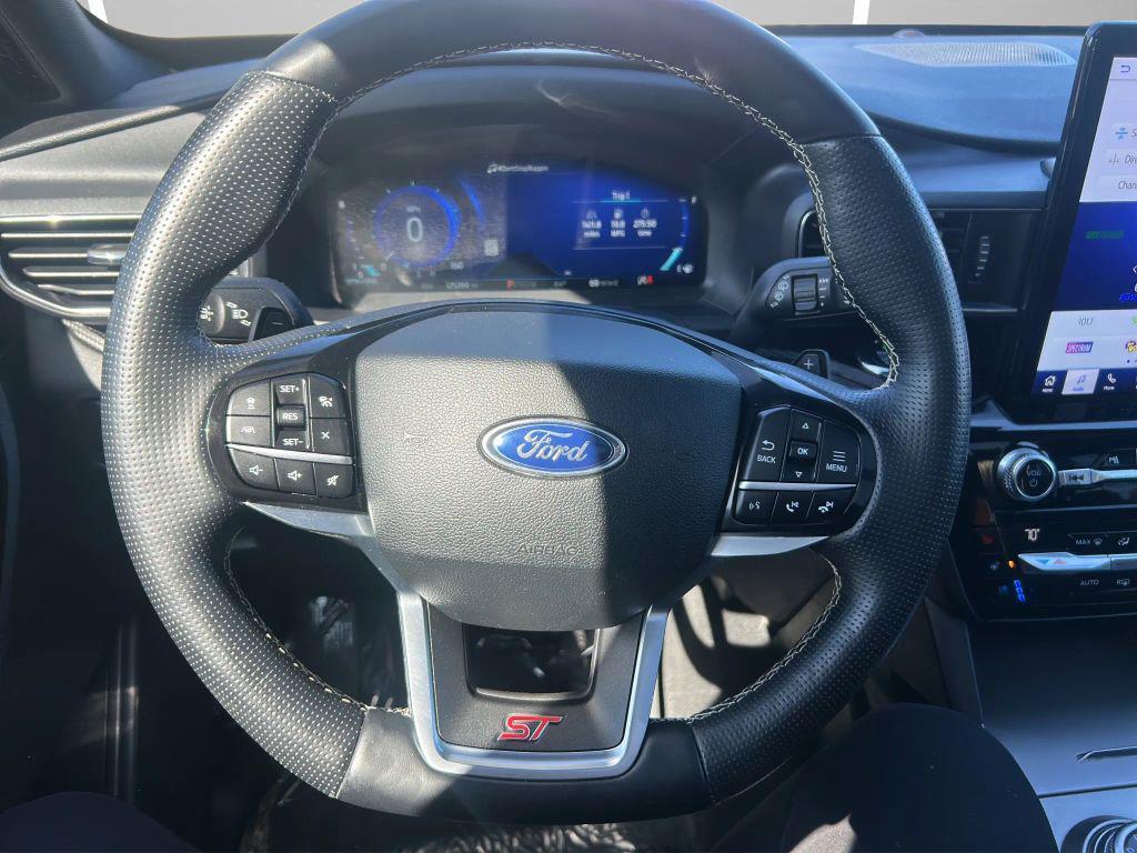 used 2021 Ford Explorer car, priced at $27,999