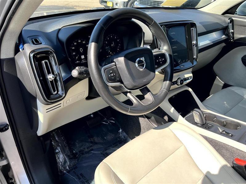 used 2019 Volvo XC40 car, priced at $18,199