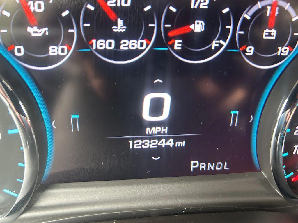 used 2019 Chevrolet Suburban car, priced at $29,899