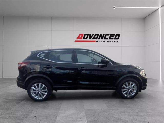 used 2021 Nissan Rogue Sport car, priced at $14,699