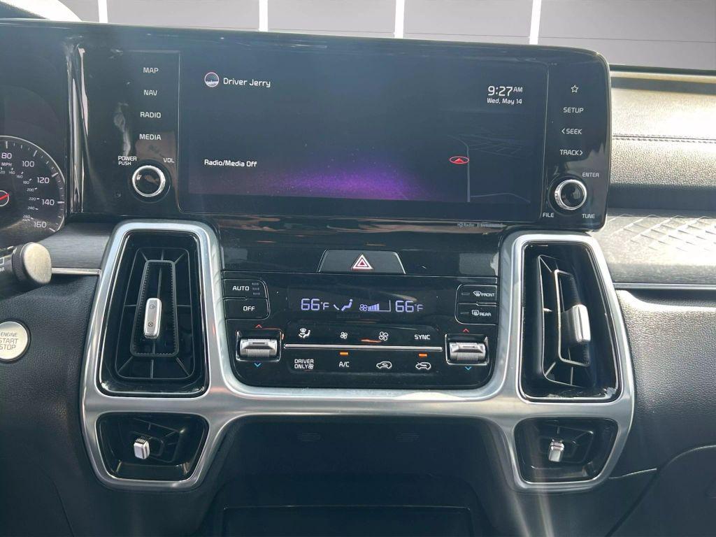 used 2022 Kia Sorento Plug-In Hybrid car, priced at $25,899
