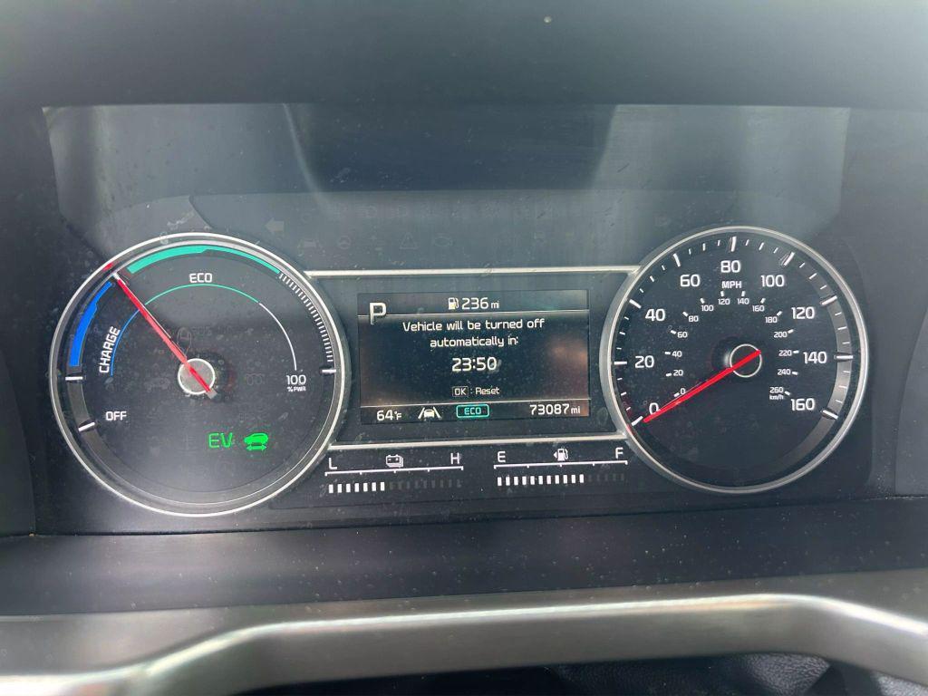 used 2022 Kia Sorento Plug-In Hybrid car, priced at $25,899