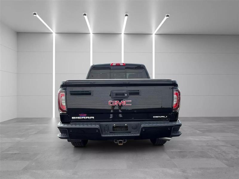 used 2018 GMC Sierra 1500 car, priced at $32,899