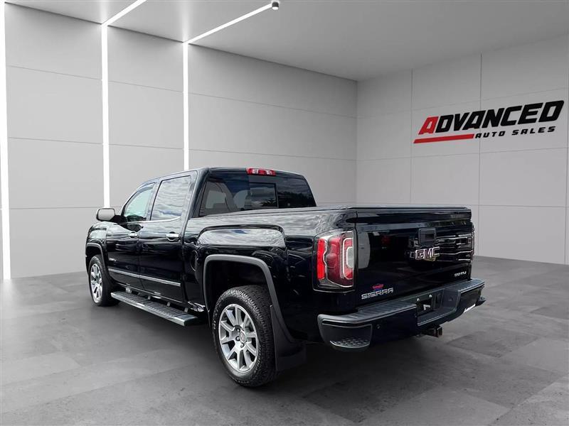 used 2018 GMC Sierra 1500 car, priced at $32,899