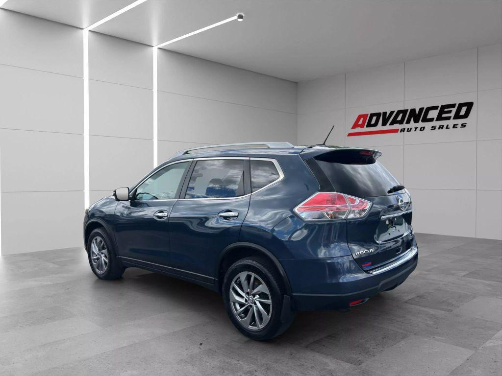 used 2015 Nissan Rogue car, priced at $10,999