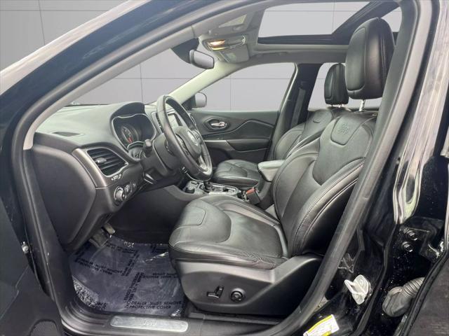 used 2020 Jeep Cherokee car, priced at $15,999
