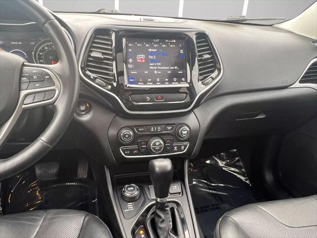 used 2020 Jeep Cherokee car, priced at $15,999