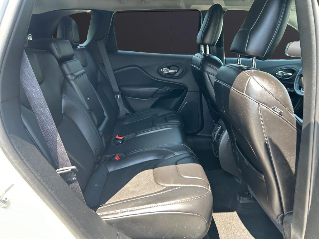 used 2019 Jeep Cherokee car, priced at $14,999