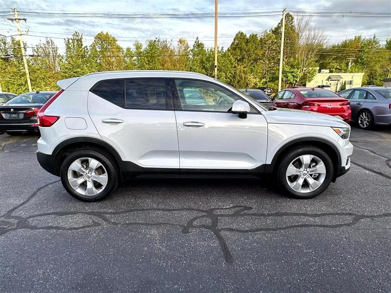 used 2021 Volvo XC40 car, priced at $22,199