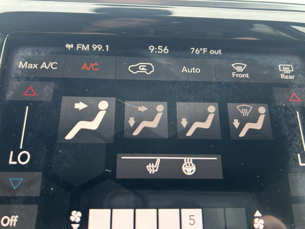 used 2019 Jeep Cherokee car, priced at $17,499