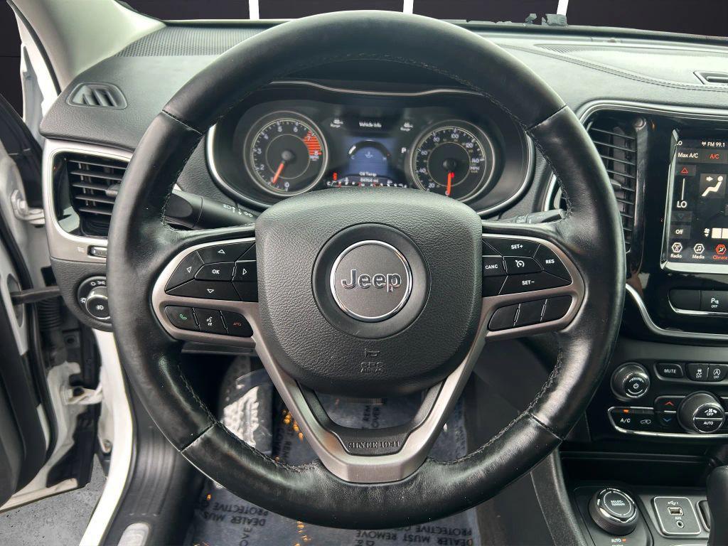 used 2019 Jeep Cherokee car, priced at $17,499