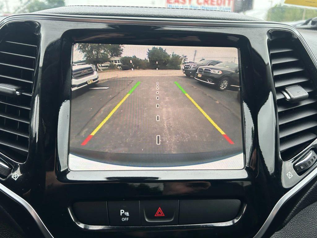 used 2019 Jeep Cherokee car, priced at $17,499