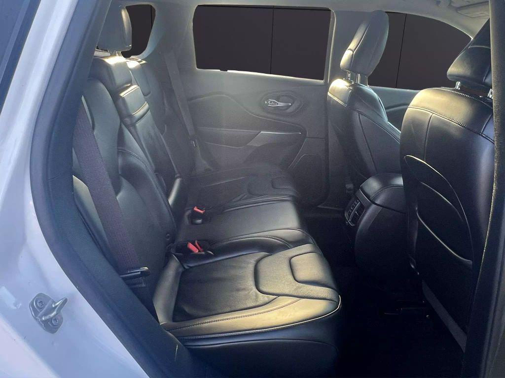 used 2019 Jeep Cherokee car, priced at $14,299