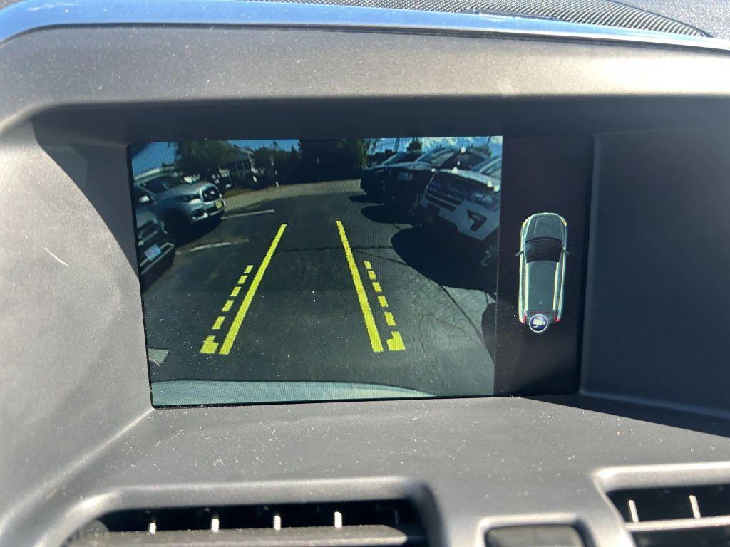 used 2017 Volvo XC60 car, priced at $14,499