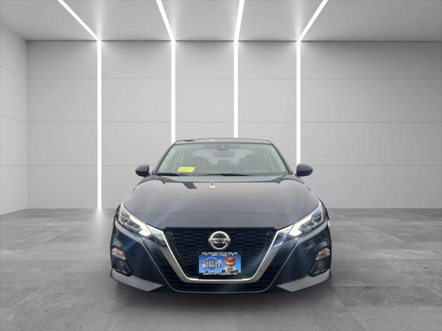 used 2019 Nissan Altima car, priced at $17,999