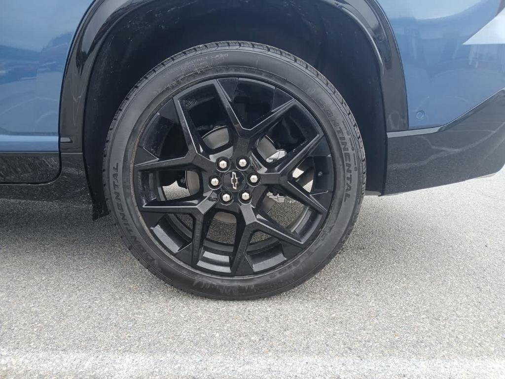 new 2025 Chevrolet Traverse car, priced at $57,390