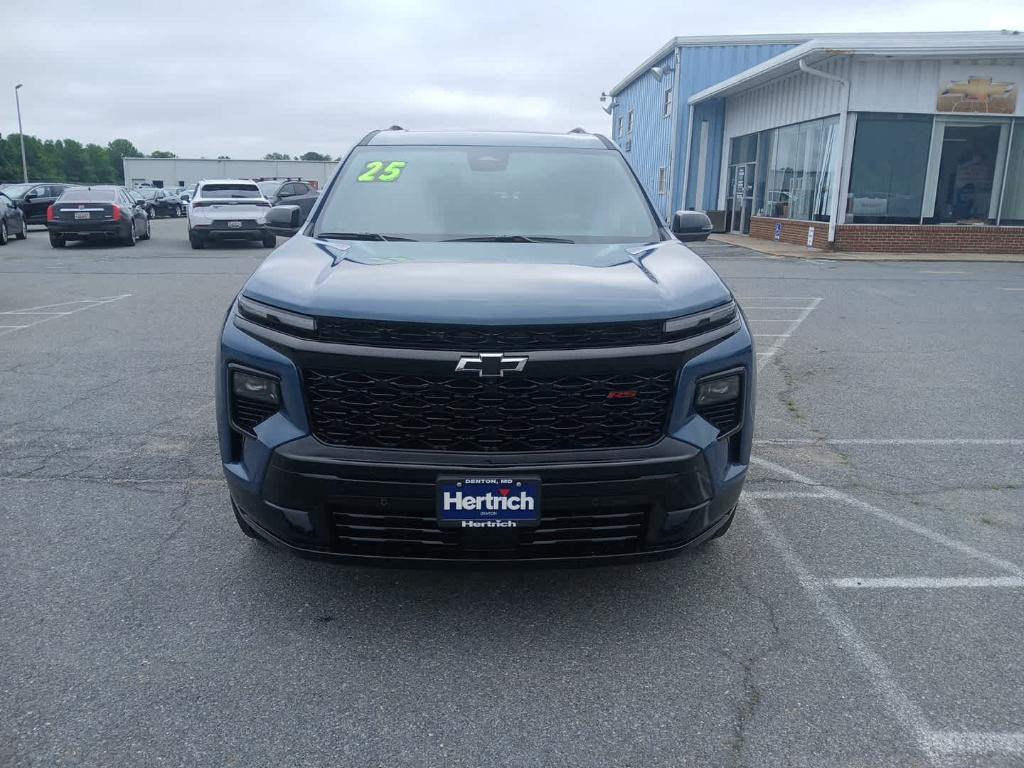 new 2025 Chevrolet Traverse car, priced at $57,390