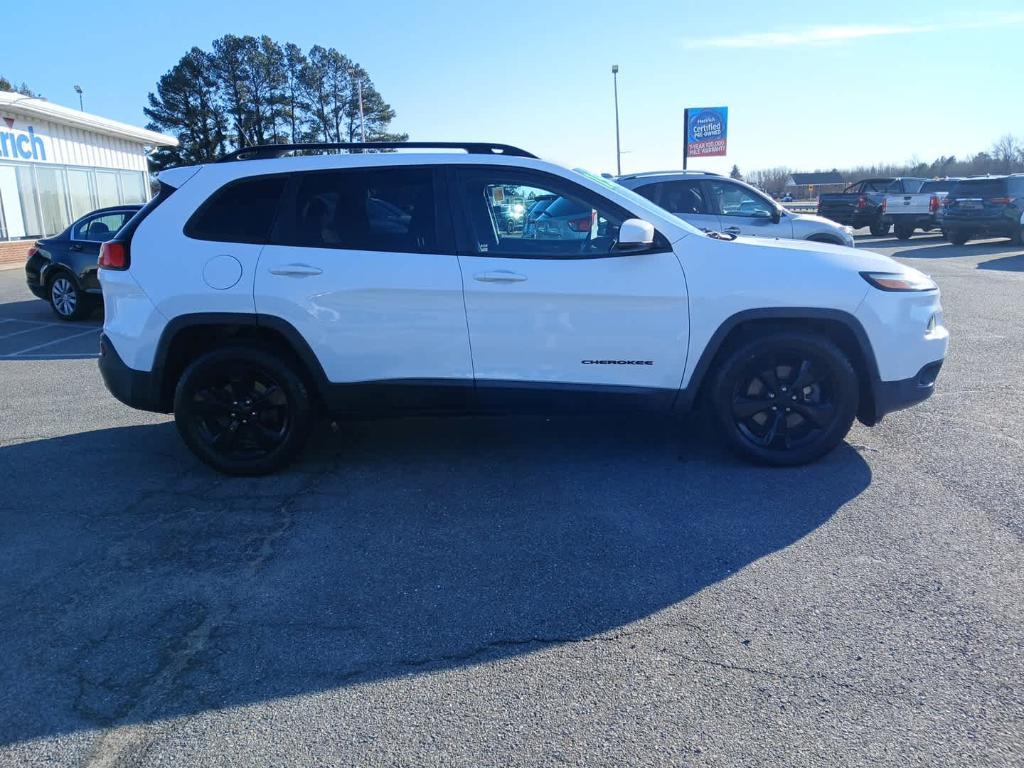 used 2015 Jeep Cherokee car, priced at $11,995