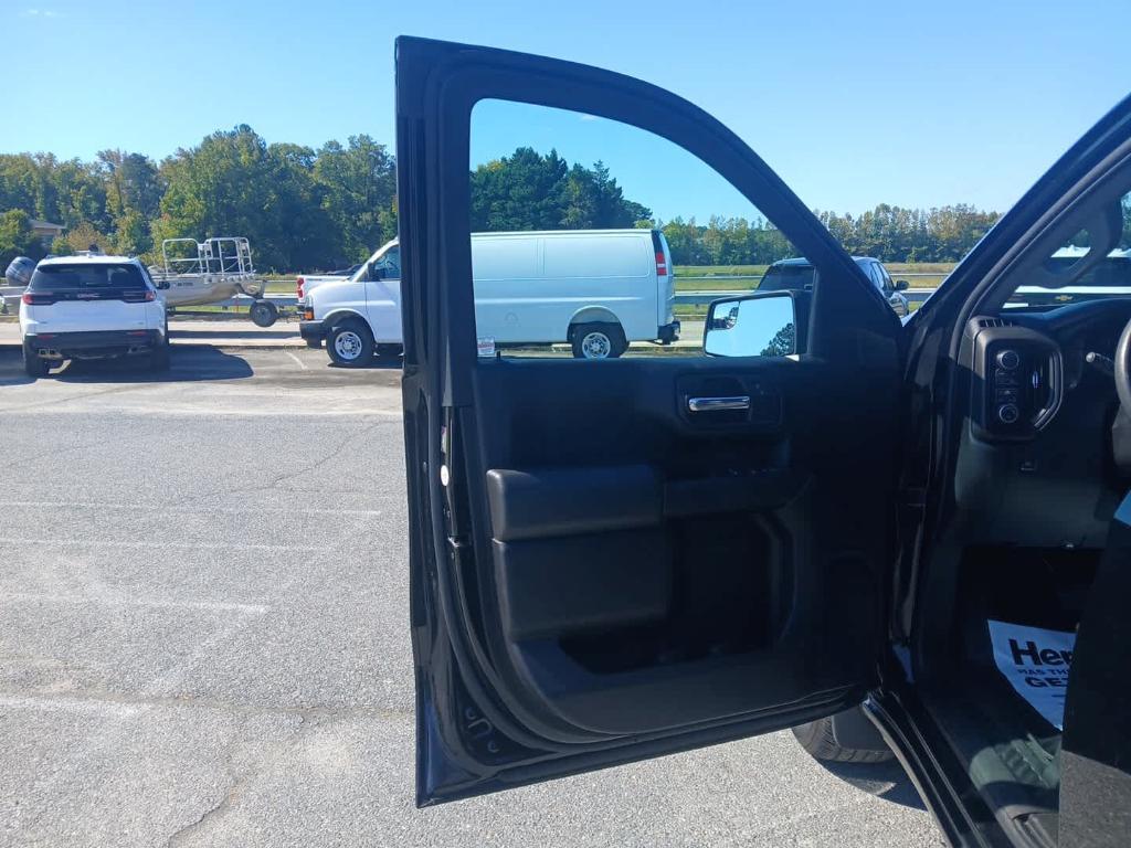 used 2022 Chevrolet Silverado 1500 car, priced at $36,900
