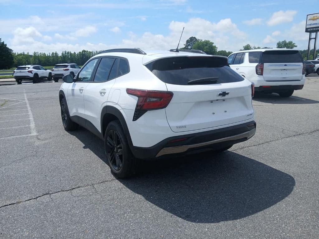 new 2025 Chevrolet Trax car, priced at $26,955
