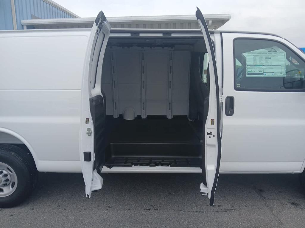 new 2025 Chevrolet Express 2500 car, priced at $46,765