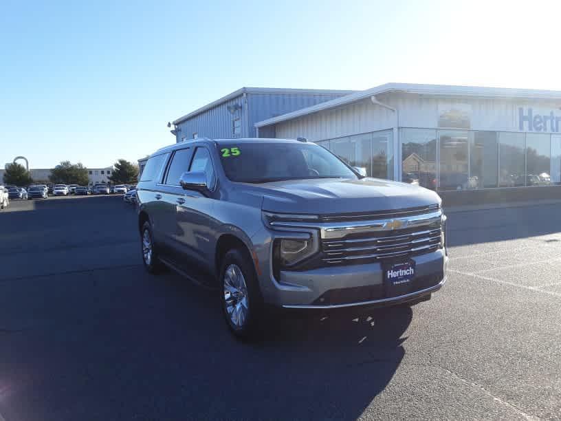 new 2025 Chevrolet Suburban car