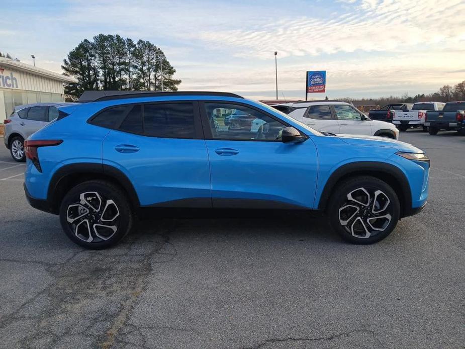 new 2025 Chevrolet Trax car