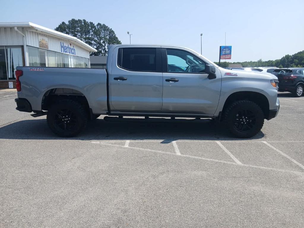 new 2025 Chevrolet Silverado 1500 car, priced at $49,040