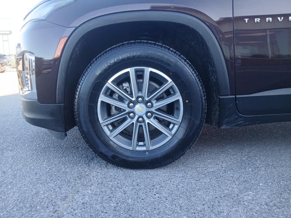 used 2022 Chevrolet Traverse car, priced at $31,400