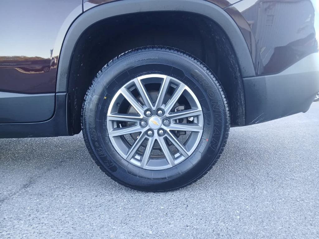 used 2022 Chevrolet Traverse car, priced at $31,400