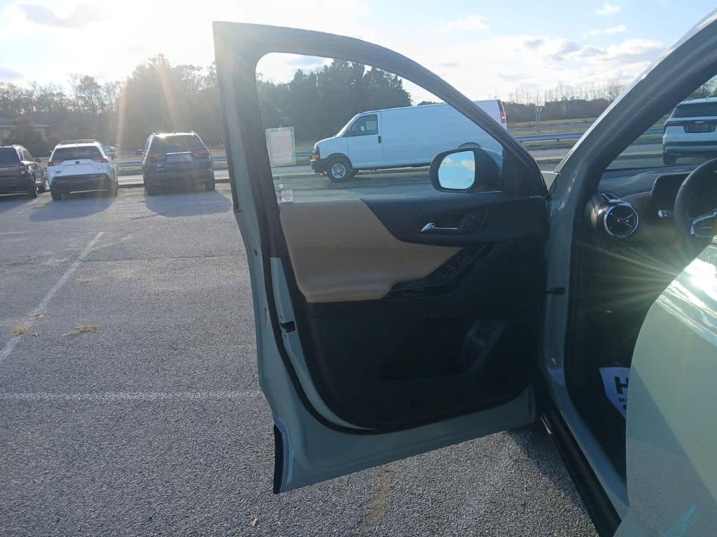 new 2026 Chevrolet Equinox car, priced at $37,395