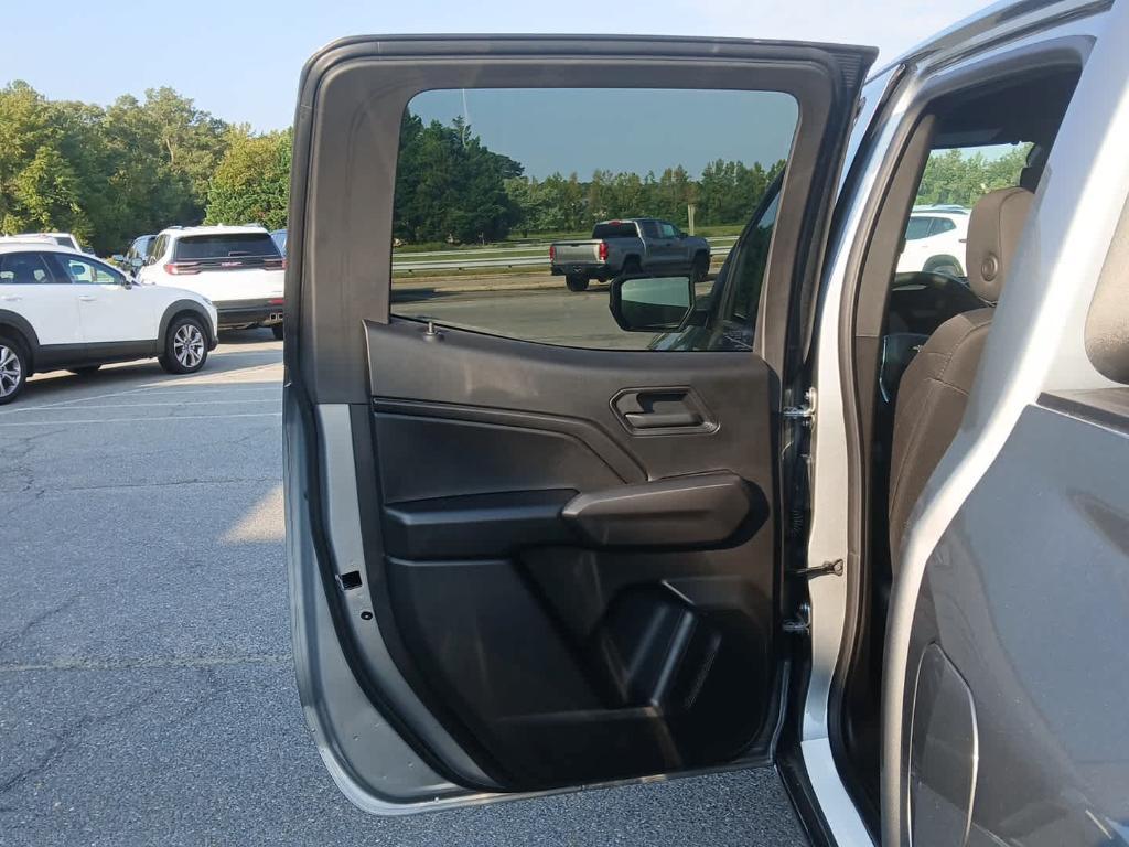 new 2025 Chevrolet Colorado car, priced at $39,155