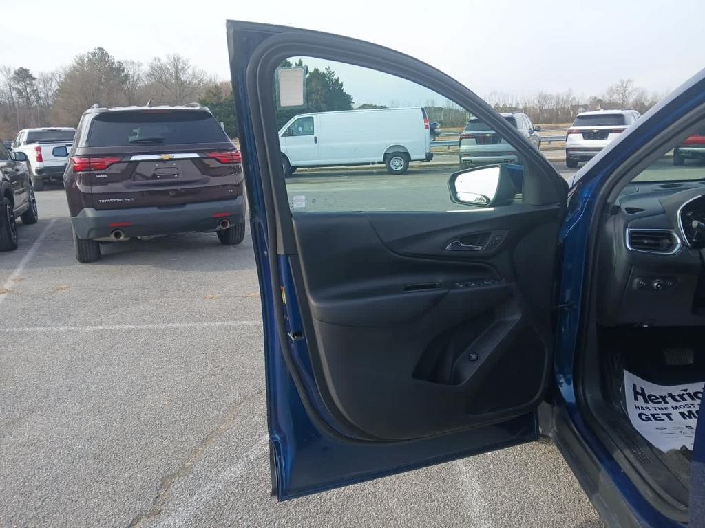 used 2020 Chevrolet Equinox car, priced at $22,991