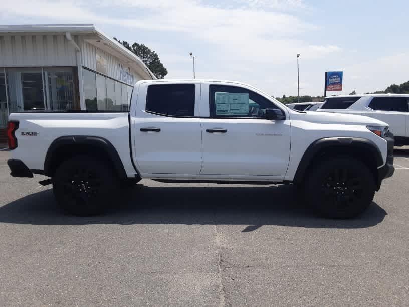 new 2024 Chevrolet Colorado car, priced at $42,040